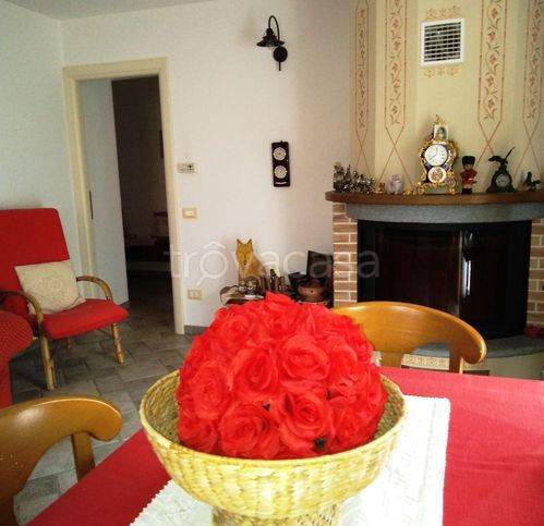 casa indipendente in vendita a Bormida