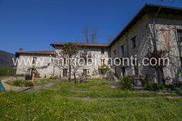 casa indipendente in vendita a Bormida