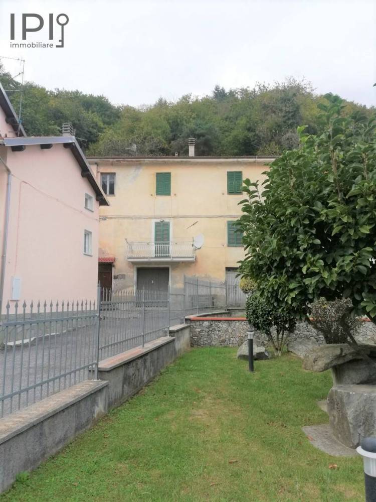 casa semindipendente in vendita a Bormida