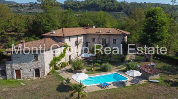 casa indipendente in vendita a Bormida