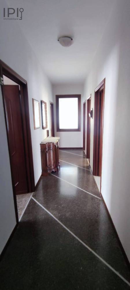 casa indipendente in vendita a Cairo Montenotte