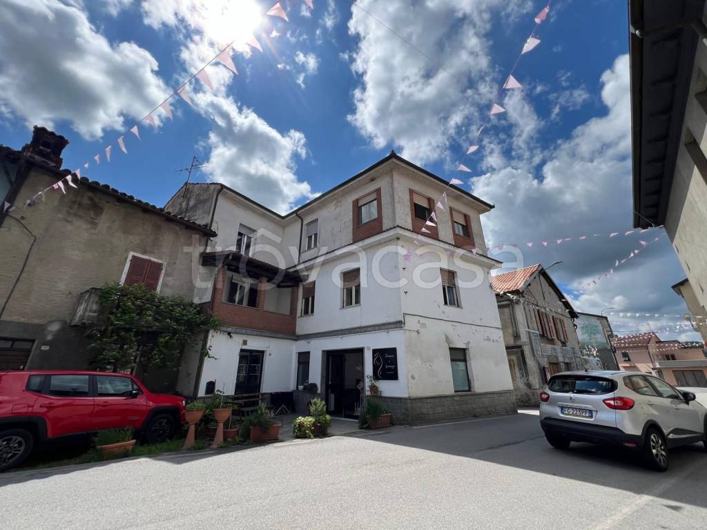 casa indipendente in vendita a Cairo Montenotte