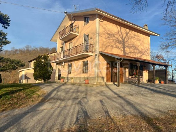 casa indipendente in vendita a Cairo Montenotte