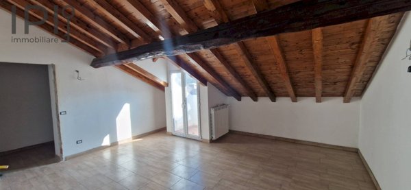 appartamento in vendita a Cairo Montenotte in zona Ferrania