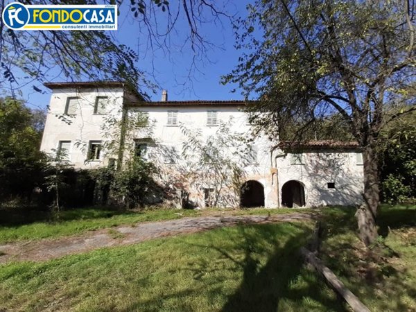 casa indipendente in vendita a Cairo Montenotte