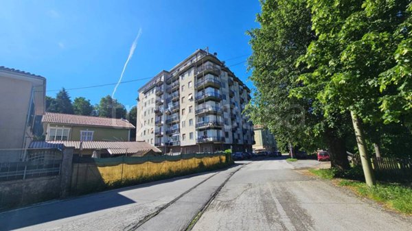 appartamento in vendita a Cairo Montenotte in zona Ferrania