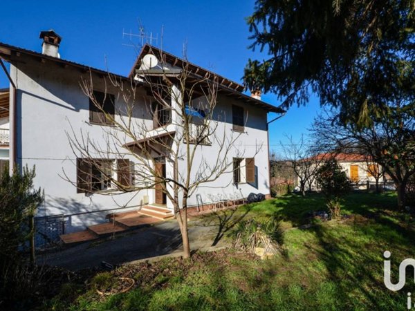 casa indipendente in vendita a Cairo Montenotte