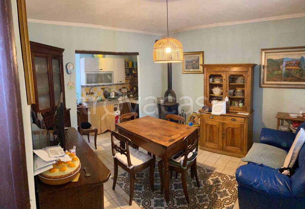 casa indipendente in vendita a Cairo Montenotte