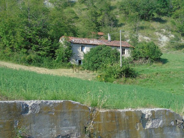 casale in vendita a Cairo Montenotte