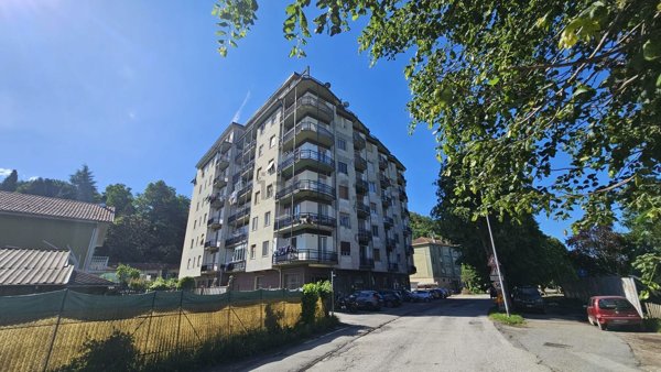 appartamento in vendita a Cairo Montenotte in zona Ferrania