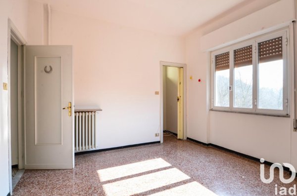 appartamento in vendita a Cairo Montenotte in zona Ferrania