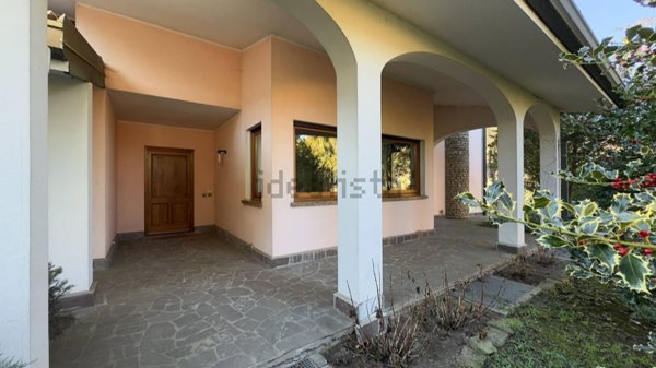 casa indipendente in vendita a Cairo Montenotte