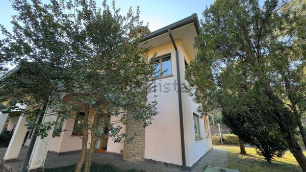 casa indipendente in vendita a Cairo Montenotte