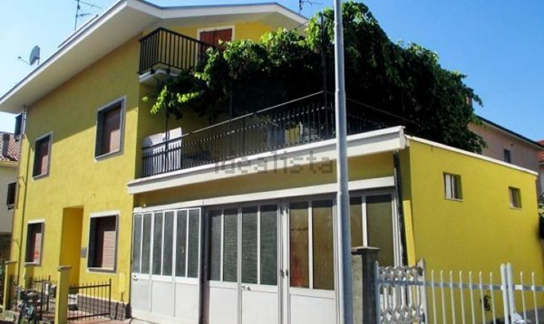 casa indipendente in vendita a Cairo Montenotte