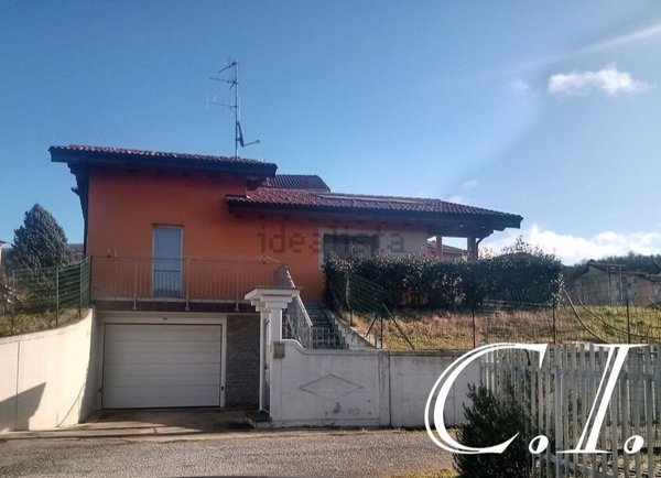casa indipendente in vendita a Cairo Montenotte
