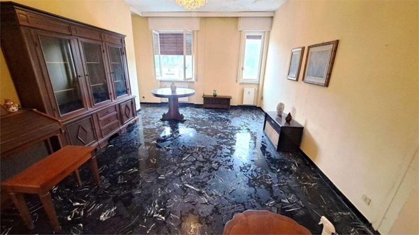 appartamento in vendita a Cairo Montenotte in zona Ferrania