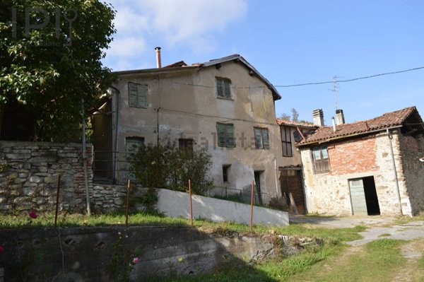casa semindipendente in vendita a Cairo Montenotte