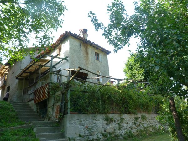 casa indipendente in vendita a Cairo Montenotte