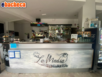negozio in vendita a Cairo Montenotte