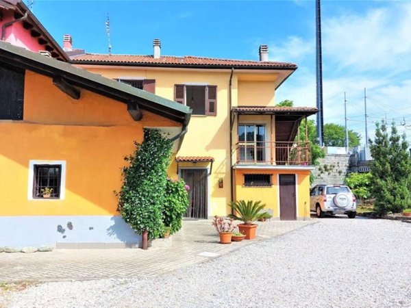 casa indipendente in vendita a Cairo Montenotte