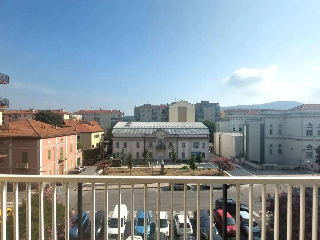 appartamento in vendita a Cairo Montenotte