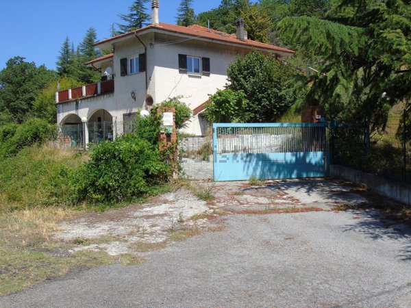 casa indipendente in vendita a Cairo Montenotte