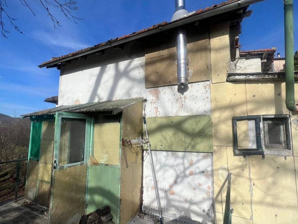 casa indipendente in vendita a Cairo Montenotte