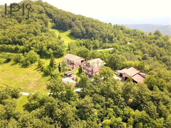 casa indipendente in vendita a Cairo Montenotte in zona Monti