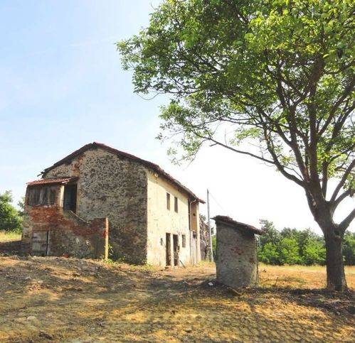 casa indipendente in vendita a Cairo Montenotte