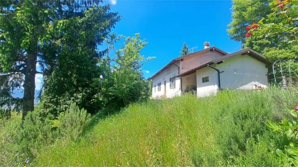 casa indipendente in vendita a Cairo Montenotte