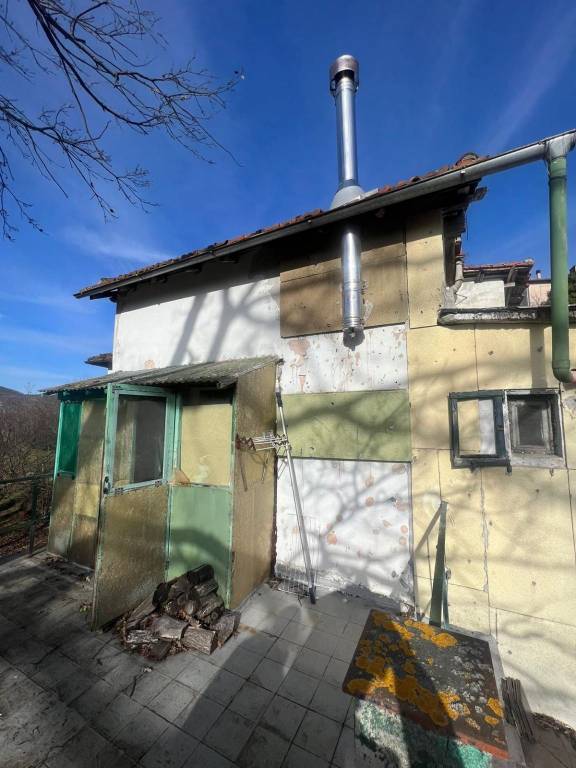 casa indipendente in vendita a Cairo Montenotte