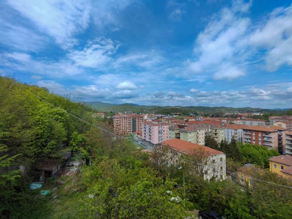 appartamento in vendita a Cairo Montenotte