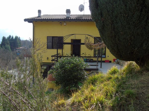 quadrivano in vendita a Cairo Montenotte in zona Carretto
