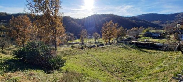 casa indipendente in vendita a Cairo Montenotte