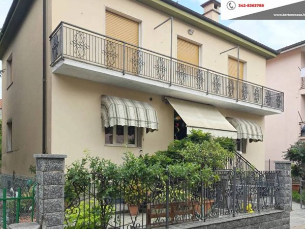casa indipendente in vendita a Cairo Montenotte