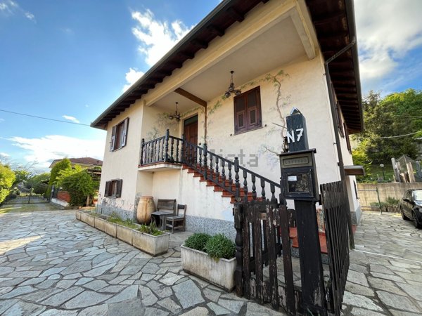 casa indipendente in vendita a Cairo Montenotte
