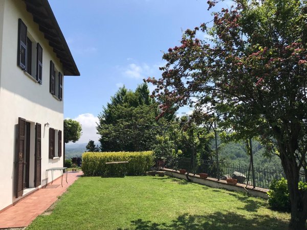 casa indipendente in vendita a Cairo Montenotte