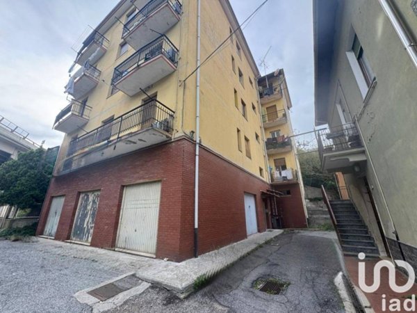 appartamento in vendita a Cairo Montenotte in zona Ferrania