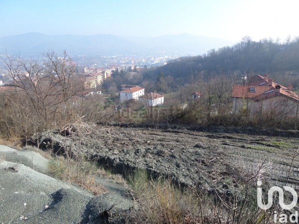 terreno edificabile in vendita a Cairo Montenotte