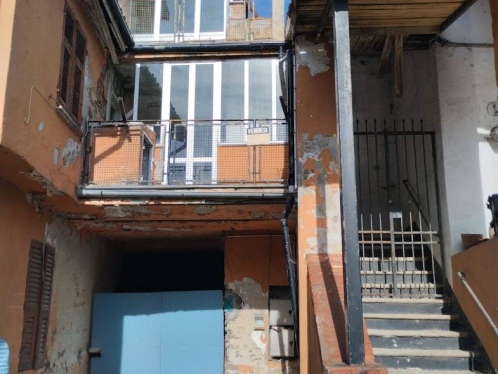 casale in vendita a Cairo Montenotte in zona Carnovale