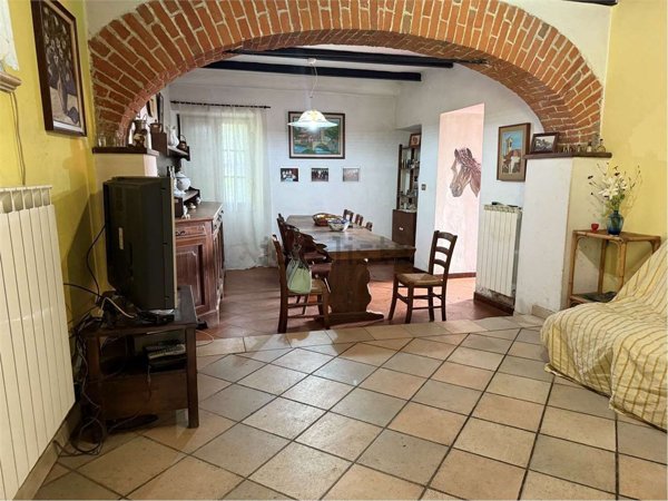 casa indipendente in vendita a Cairo Montenotte in zona Carretto