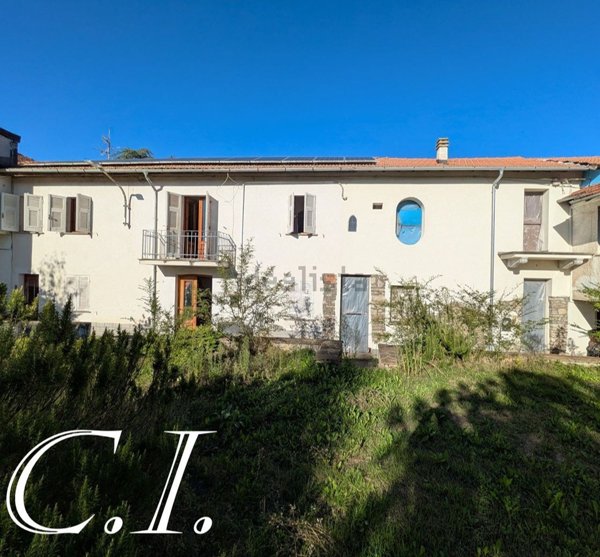 pentavano in vendita a Cairo Montenotte