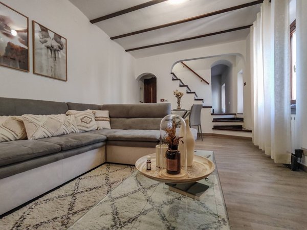 casa indipendente in vendita a Cairo Montenotte