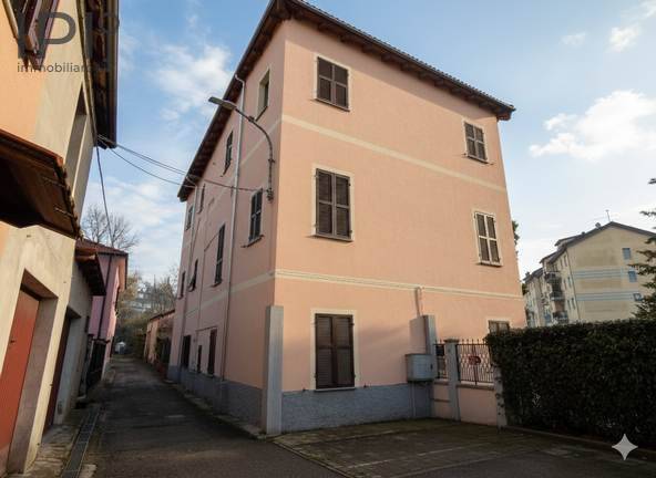 casa indipendente in vendita a Cairo Montenotte