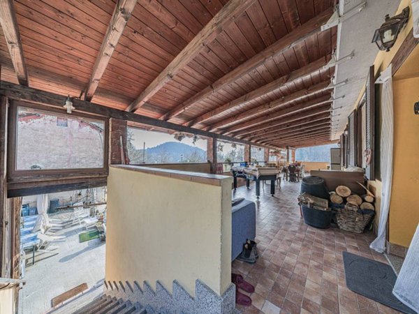 casa indipendente in vendita a Cairo Montenotte