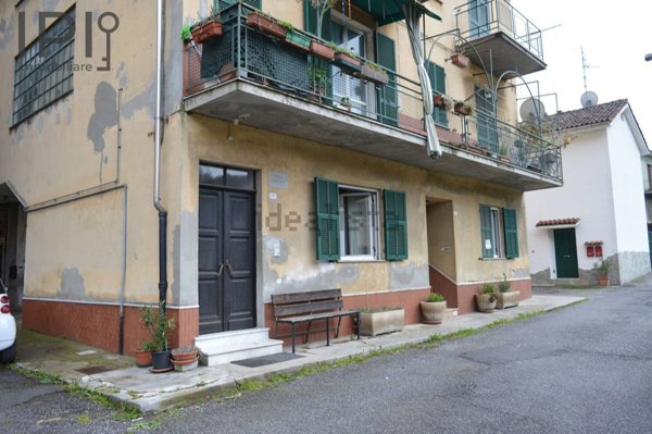 appartamento in vendita a Cairo Montenotte in zona Ferrania