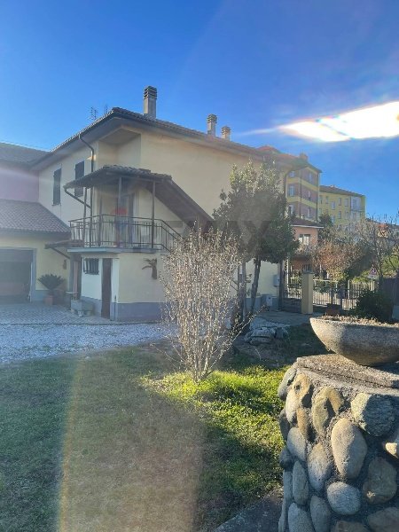 casa indipendente in vendita a Cairo Montenotte