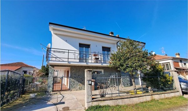 casa indipendente in vendita a Cairo Montenotte