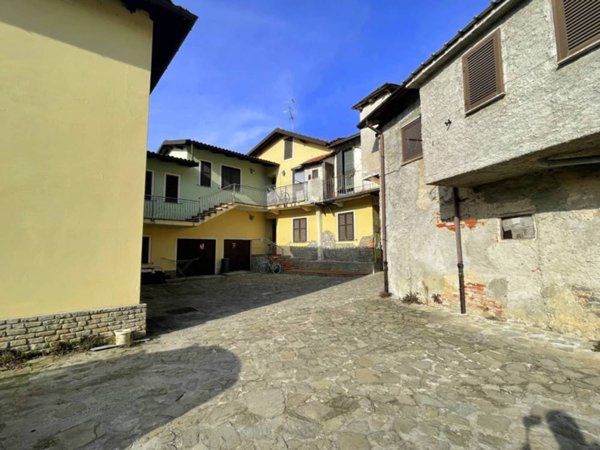 appartamento in vendita a Cairo Montenotte