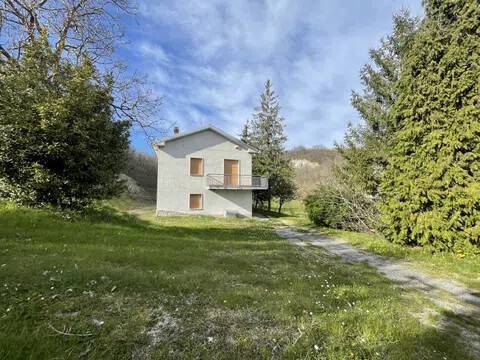 casa indipendente in vendita a Cairo Montenotte in zona Carretto